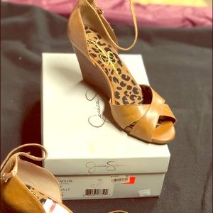 Jessica Simpson Wedge tan color Size 10